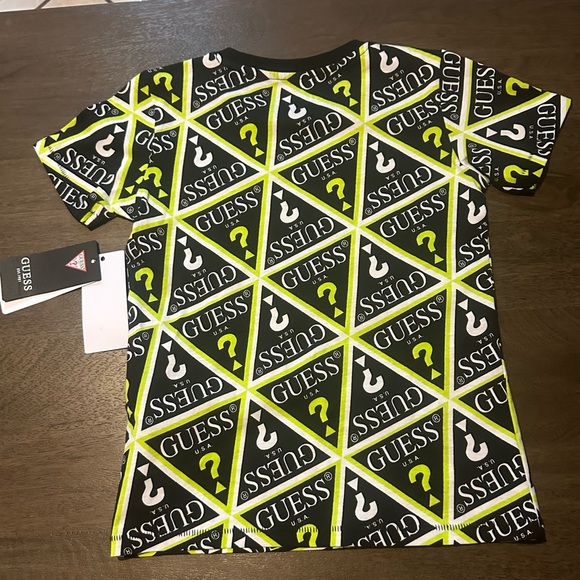 NWT GUESS
BOYS BLACK COTTON PRINTED T-SHIRT - Picture 6 of 6